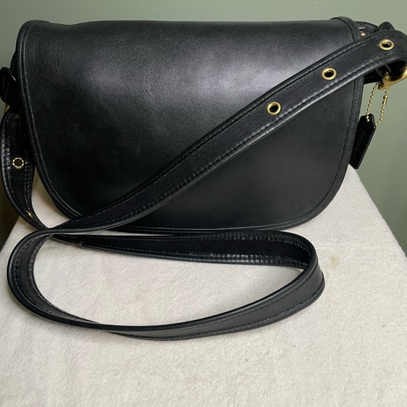Coach Vintage Patricia’ Legacy Black Leather Shoulder Bag - Picture 2 of 12